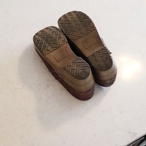 Sanita Shoes - Sanita embossed clogs Sanita Shoes - Sanita embossed clogs